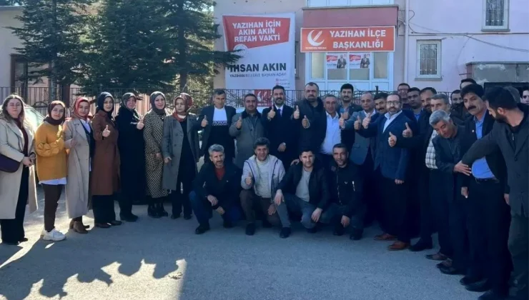 Yeniden Refah Partisi Malatya Büyükşehir Belediye Başkan Adayı Bilal Yıldırım, Yazıhan ilçesinde seçim ofisi açılışına katıldı